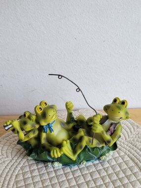 Green Frog Figurine Trio Fishing Decor